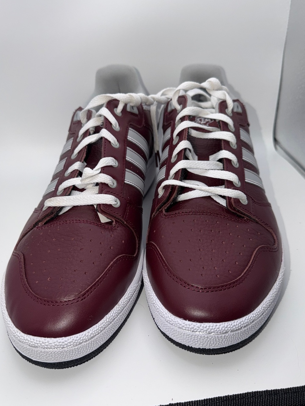 adidas Men's Texas A&M University Aggies men’s sneaker
